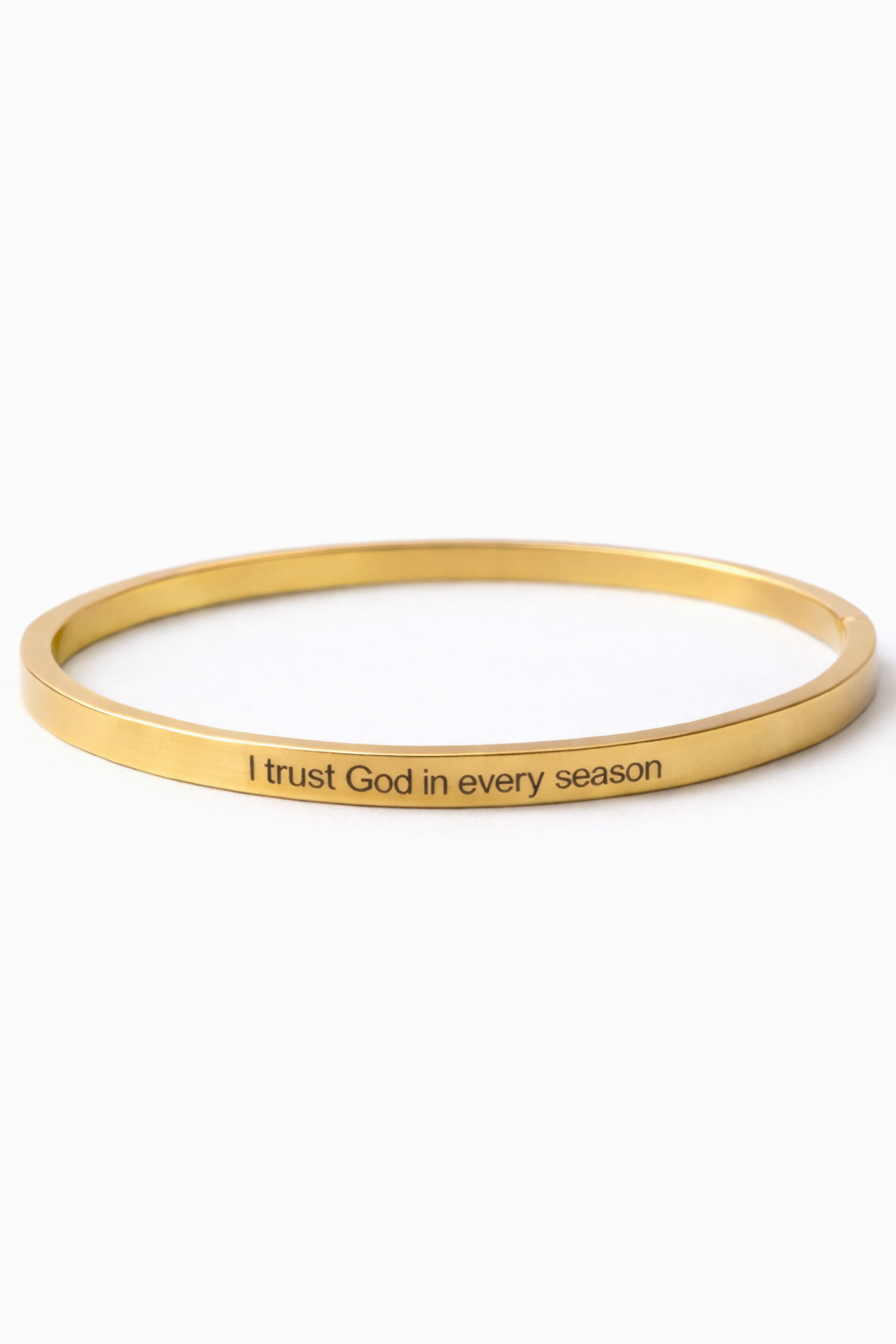 Bracelet: "I trust God in every season"